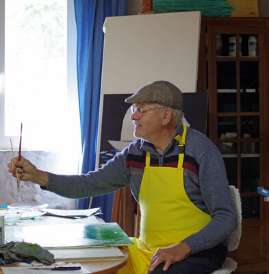 Claude de JOUVANCOURT in the Studio: En atelier, la sélection d'un pinceau..