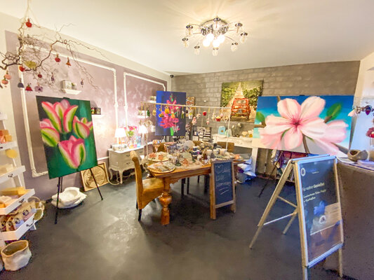 Antje Wanderer-Oberhaus in the Studio
