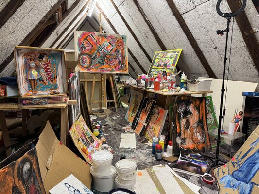 Meinrad Hoyer in the Studio: Ein Teil meines Ateliers