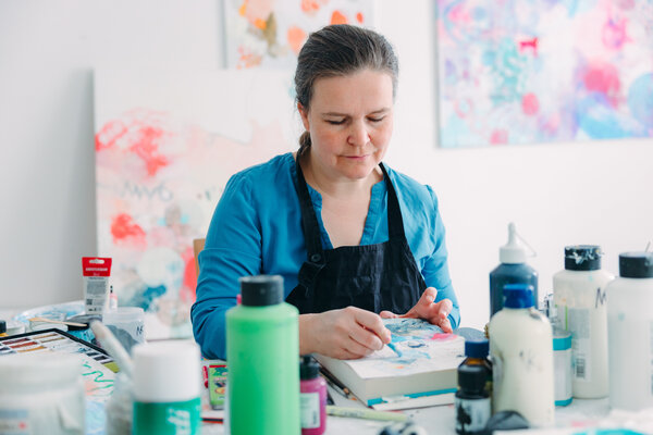 Nora Kalinda in the Studio: in meinem Studio 2025