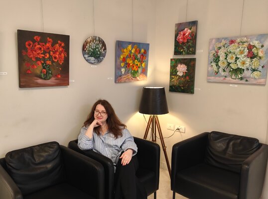 Jane Lantsman in the Studio: Solo exhibition "When Color Speaks"