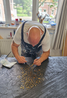Roger Wanrooij in the Studio