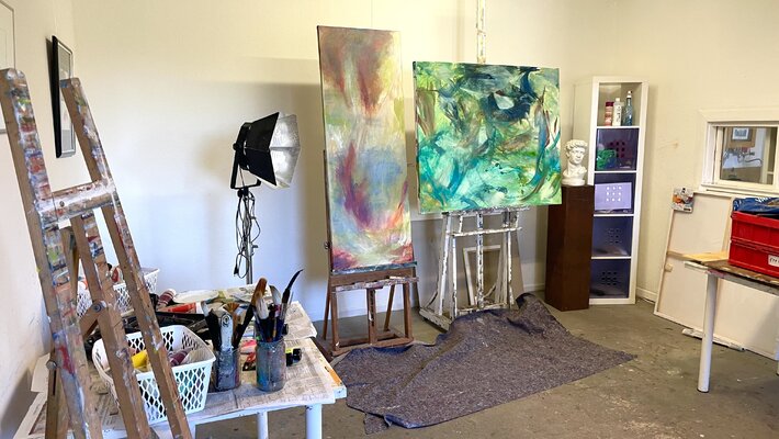 Ajten Ramadani in the Studio