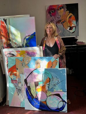 francoise leblanc in the Studio