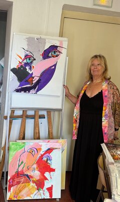 francoise leblanc in the Studio