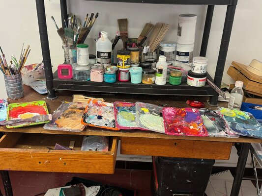 francoise leblanc in the Studio