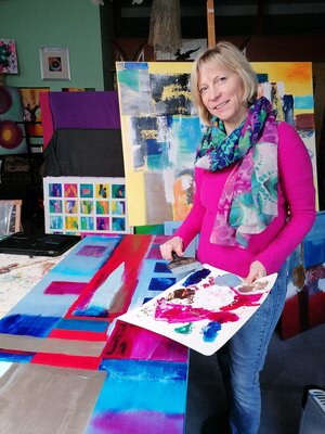 Stefanie Taubenheim in the Studio