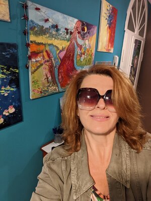Ellen Frischbutter in the Studio