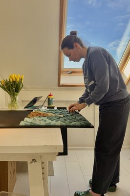 Nadia Eremina (pix-n-art) in the Studio
