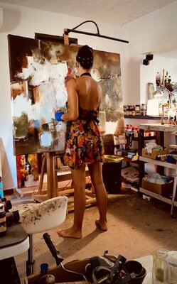 Mariana Eiras in the Studio