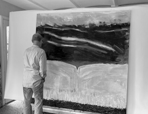 Günther Baechler in the Studio: The flag of Ukraine as both, a symbol of despair and of hope