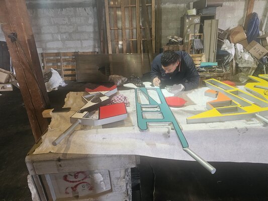 Zlatko Garac in the Studio: painting job