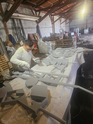 Zlatko Garac in the Studio: painting of base primer
