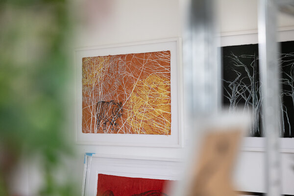 Evi Schartner in the Studio: Blick auf meine Arbeiten