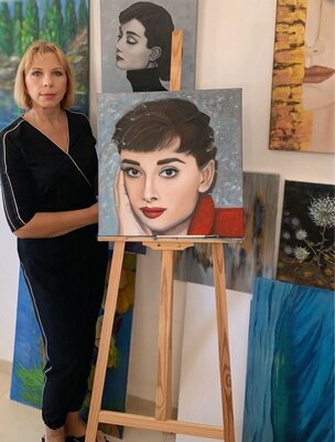 Olga Ben Zur in the Studio