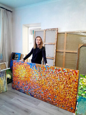 Olga Bezhina im Studio: Winter sun, Oil on Canvas, 90 x 190 cm