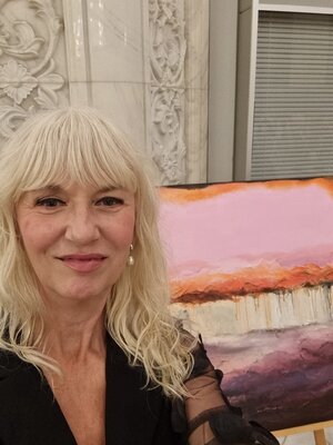 Liliana Georgeta Barna in the Studio