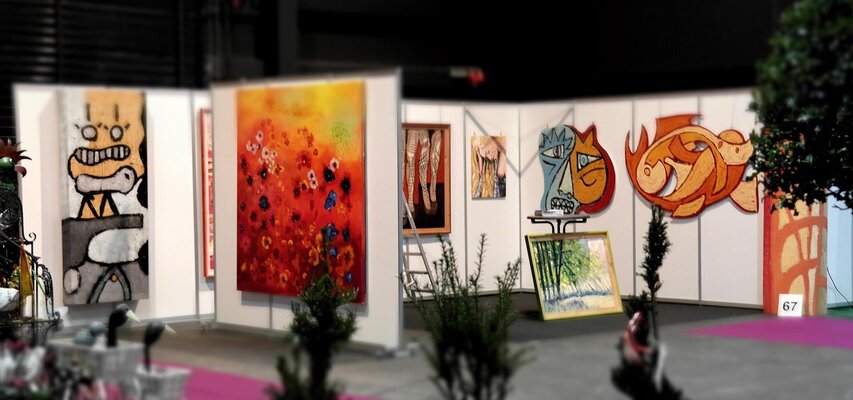 Elmar Hund artjust in the Studio: Artexhibition Germany