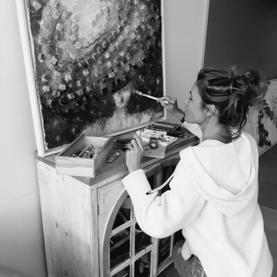 Diana Diamandieva in the Studio