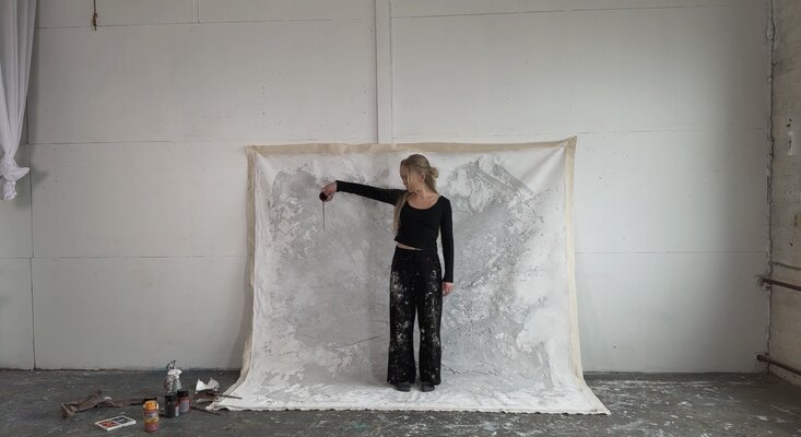 Emmi Ohraniemi in the Studio