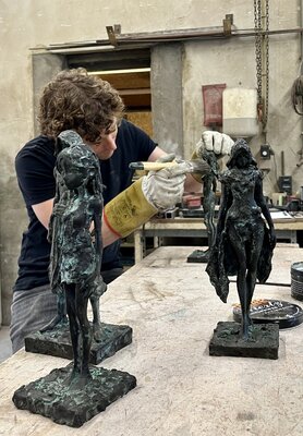 Peter van der Linde in the Studio: Final Finish The Dancer (Echoes in the Dark)