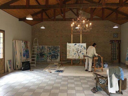 Stephen Linsteadt in the Studio: Stephen in his studio in Brazil