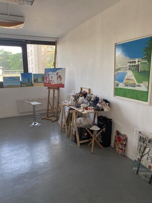 Jean Paul ROLAND in the Studio: Espace de travail Parisien