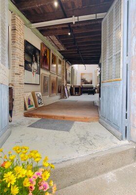 Arno BIGOT in the Studio: L'entrée de l'atelier galerie