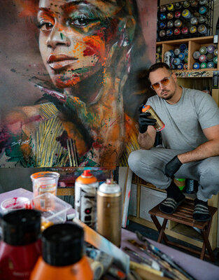 Sylvio Justies in the Studio