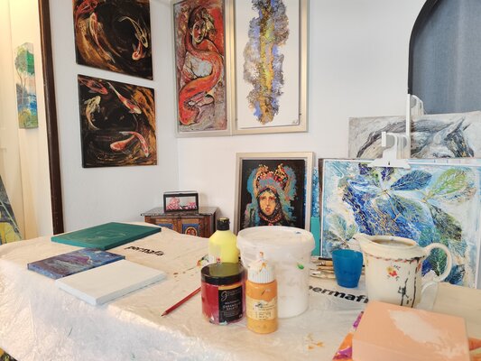 Tatyana Tretyakova in the Studio