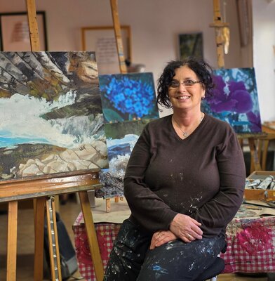 PETRA MINET in the Studio