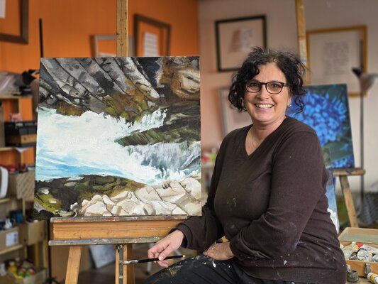 PETRA MINET in the Studio