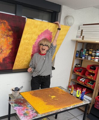 Viki Smoliar in the Studio