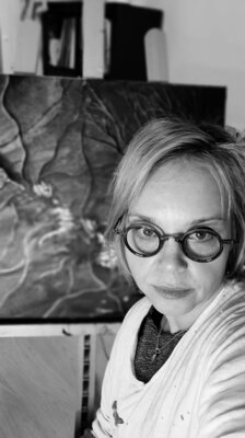 Viktoria Dragon in the Studio: ....