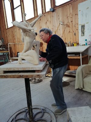 Maureen Quin in the Studio: Maureen Quin working on her latest sculpture "Survivour".