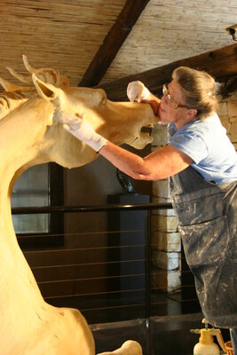 Maureen Quin in the Studio: Maureen Quin working on The Rearing Arab Stallion for the Gold Souk in Burj Khalifa, Dubai.