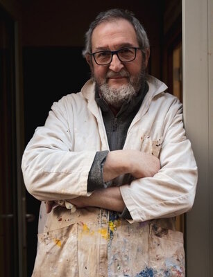 Jean-Roch Focant in the Studio: Me voici au repos à l'entrée de mon atelier, situé rue Saint Laurent 12 -B6900 Marche-en-Famenne