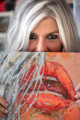 Patricia Caldevilla in the Studio: autoretrato