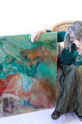 Patricia Caldevilla in the Studio: Este cuadro fue seleccionado en un importante concurso de Pintura de España. Premio Reina Sofía. AEPE