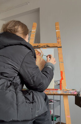 Alona Parnevich in the Studio: It gets cold in the studio in winter, but that never stops me.
