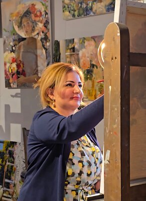 Gulshaba Abbasova in the Studio: At the studio