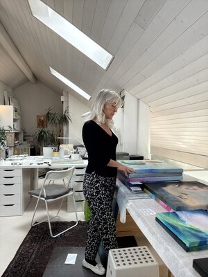 Nathalie Perler in the Studio: Préparation pour une exposition
