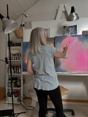 Nathalie Perler in the Studio: les premiers stades d'une oeuvre