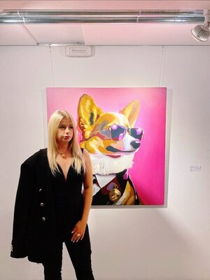 Nana Artamonova in the Studio: https://www.instagram.com/nana_artamonova/