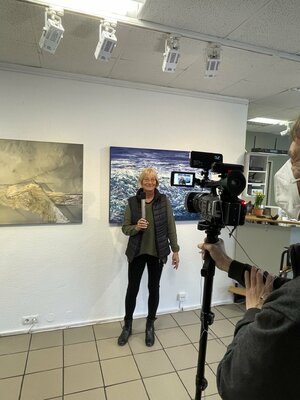 Ulrike Schmelter in the Studio: Interview und Filmaufnahme zur Ausstellung "NATÜRlich ZWEI" im Kunstverein Bonn Bad-Godesberg