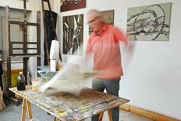 Uwe Beyer in the Studio
