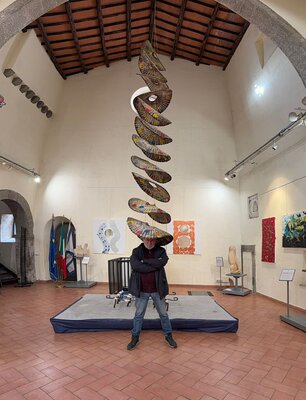 Valter Vari in the Studio: Panoramica di parte della mia area alla mostra tripersonale "+Energia Nuova" al Museo Civico di Marino (RM)