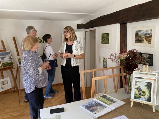 Annett Coumont in the Studio: Artist Talk Annett Coumont with the Mayor of Bergisch Gladbach at my studio "Halfen Dombach 1"