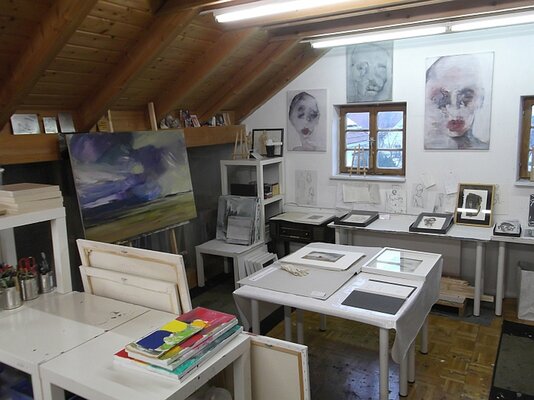 Monika Lehmann in the Studio: Atelieransicht - offenes Atelier in Reichling
