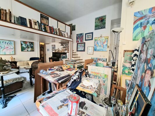 Daniel Schinasi in the Studio